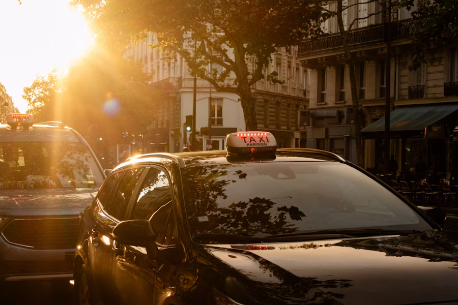 Praca z autem TAXI na wyłączność — co warto wiedzieć?