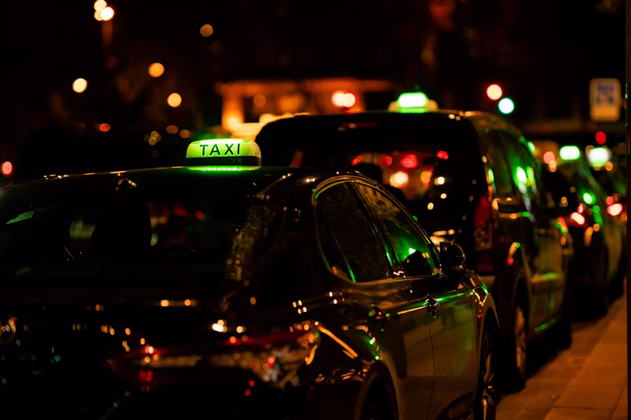Jak zostać kierowcą Uber, Bolt lub FreeNow w Polsce — krok po kroku